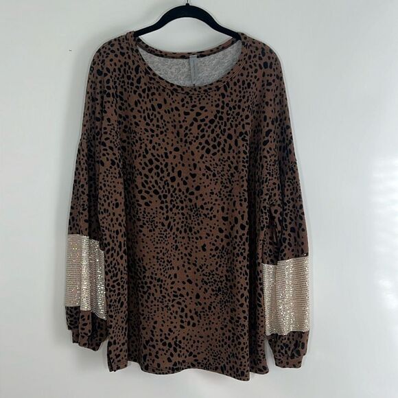 Homeyme Curvy Animal Print Long Sleeve Top with Sequin Accent Sleeves Size XXL - Picture 1 of 7